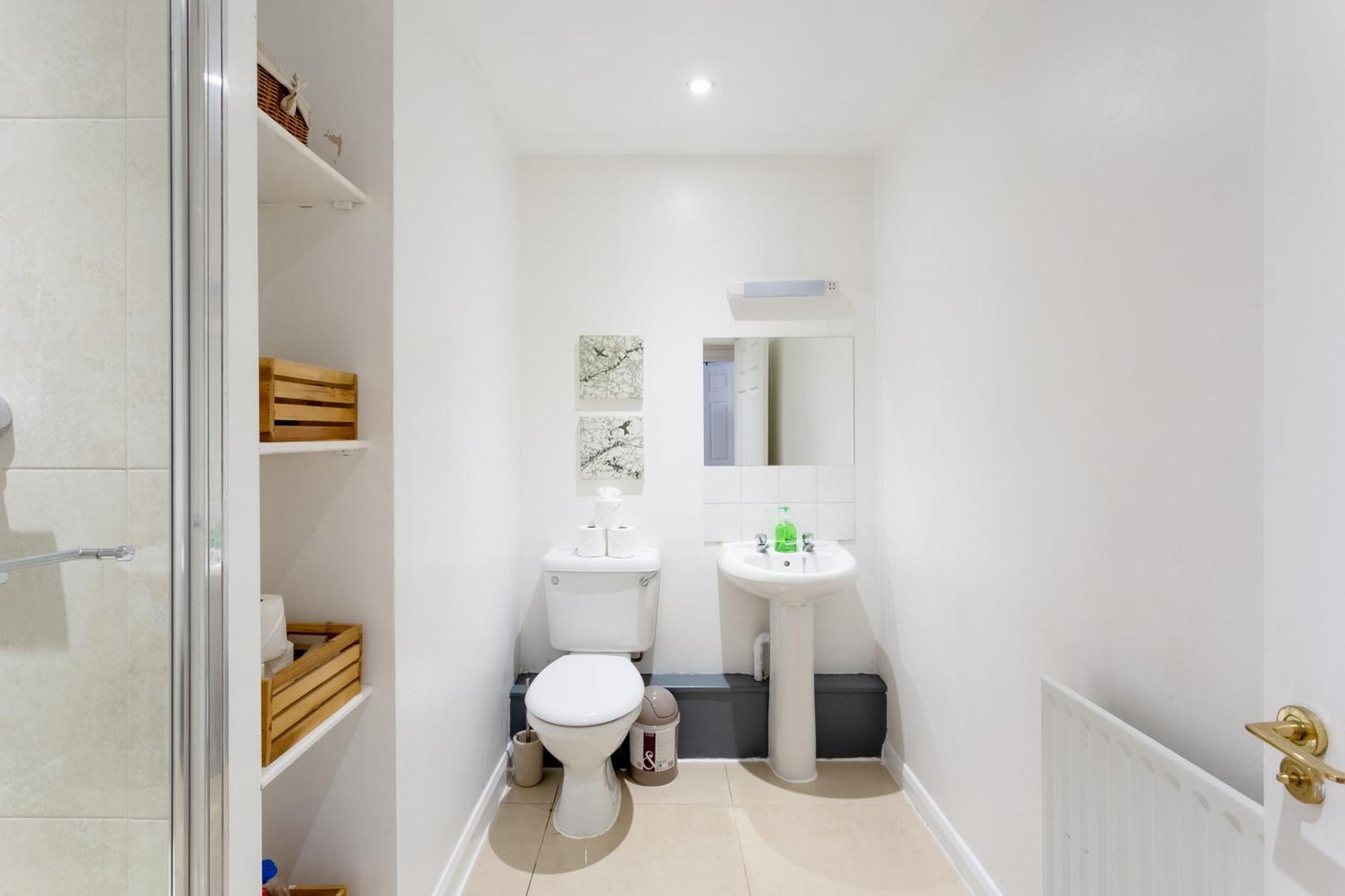 Stylish And Homely 4 Bedroom Home In East London Bagian luar foto